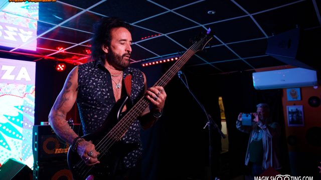 MARCO MENDOZA
Cherrydon, Penne Sur Huveaune, FRANCE, 10/10/2022
Florent "MrCrash" B.