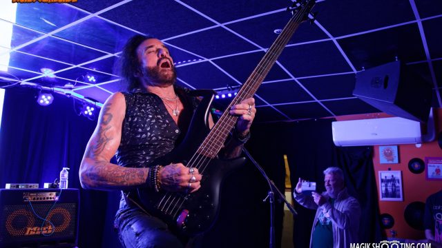 MARCO MENDOZA
Cherrydon, Penne Sur Huveaune, FRANCE, 10/10/2022
Florent "MrCrash" B.